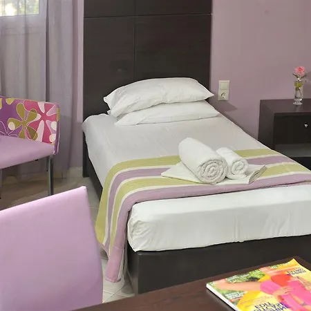 Island (adults Only) Hotel